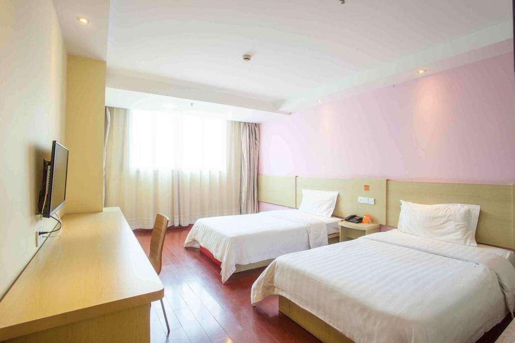 7Days Inn Foshan Qiandeng Lake Nangui Road Subway Station Rom bilde