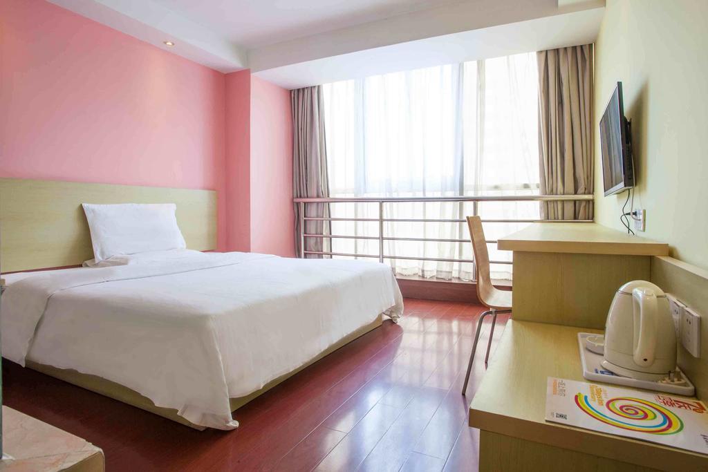 7Days Inn Foshan Qiandeng Lake Nangui Road Subway Station Rom bilde